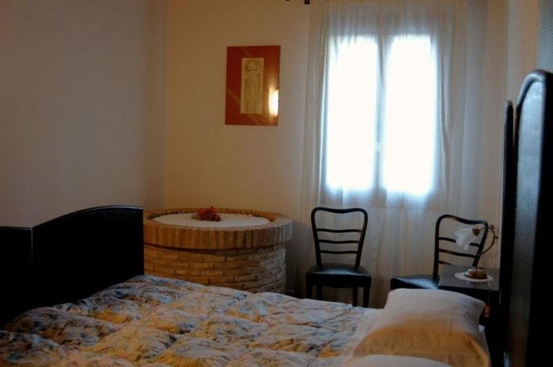 Agriturismo La Sophora Montegaldella Bagian luar foto