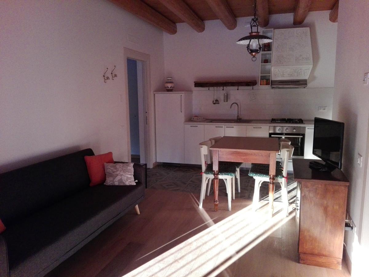Agriturismo La Sophora Montegaldella Bagian luar foto