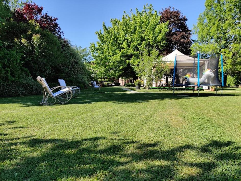 Agriturismo La Sophora Montegaldella Bagian luar foto